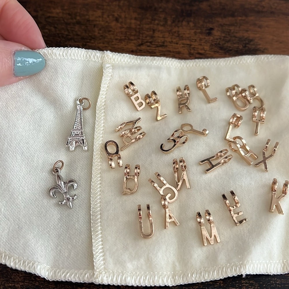 Interchangeable Gold Necklaces - Picture 6 of 13